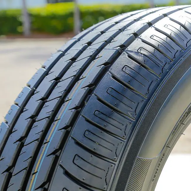 Alt view image 2 of 7 - 205/60R16 92V - Armstrong Blu-Trac PC Touring All Season Tire