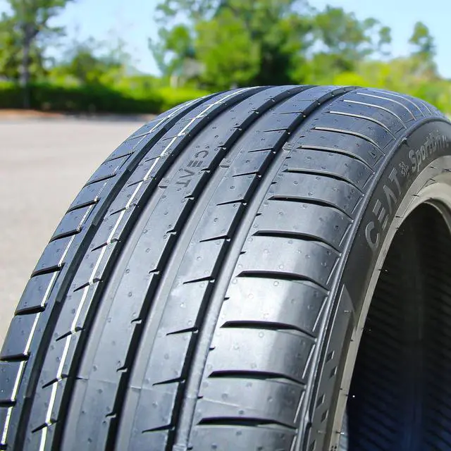 Alt view image 2 of 7 - Ceat SportDrive 255/40R18 99Y XL - High Performance Summer Passenger Tire