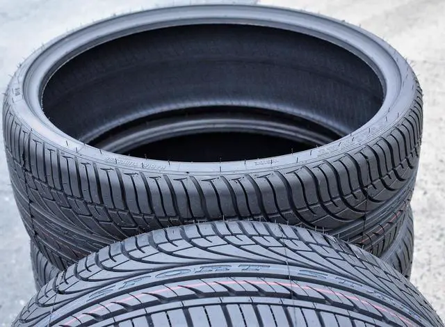 Alt view image 2 of 7 - 295/25R22 ZR 97W XL - Fullway HP108 High Performance All Season Tire