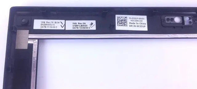 Alt view image 3 of 4 - Dell OEM Latitude 2100 2110 Front Trim LCD Bezel for Touch LCD Trim Bezel C231P