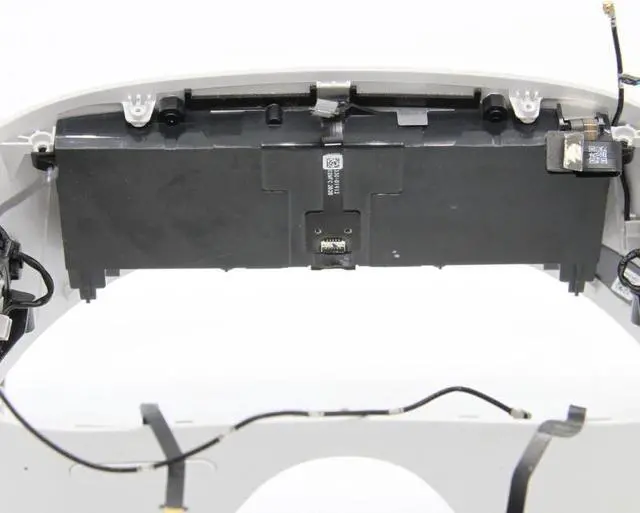 Alt view image 4 of 4 - For Meta Quest 2 VR Headset 3710mAh Lithium Battery Spare Part With Logo
