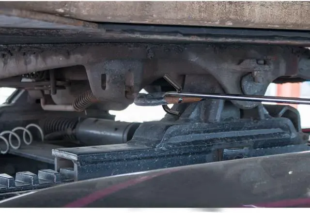 Alt view image 3 of 3 - 5TH WHEEL PIN PULLER/HOOK-36"