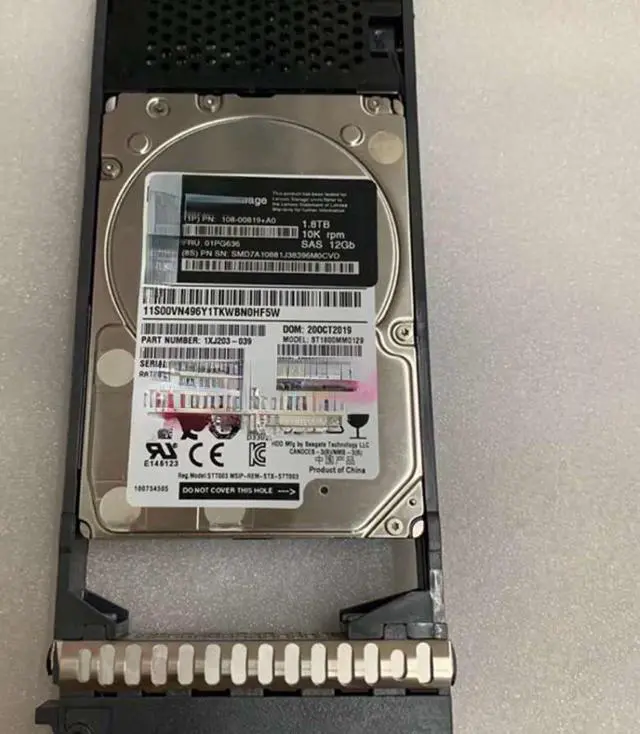 Main image of For Lenovo ThinkSystem DE2000H DE4000H 01PG636 4XB7A14113 hard disk 1.8T