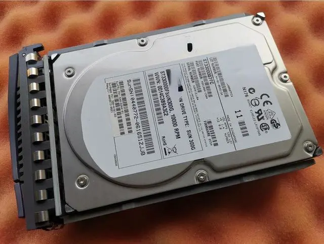 Main image of For SUN XTA-FC1CE-300G10K 540-6344 300G 10K FC 6120 hard disk 390-0181