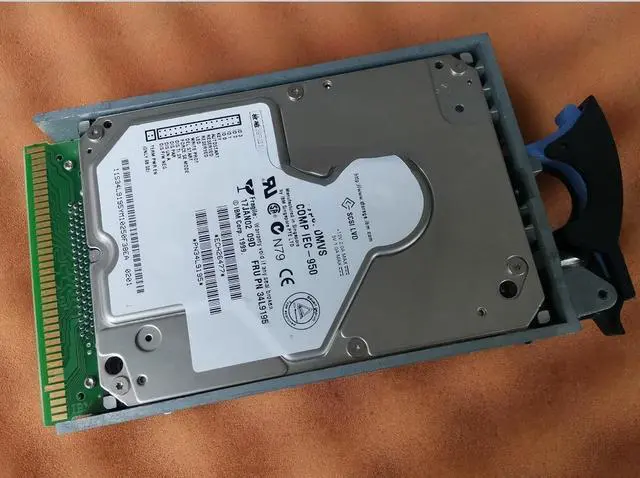 Main image of For IBM 4317 97H7332 34L9195 DMVS 09D 9G/9.1G 10K AS400 SCSI hard disk