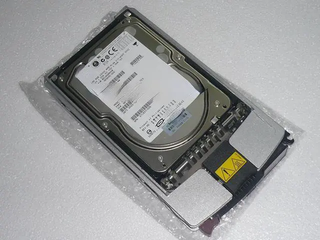 Main image of For HP 146.8G 10K U320 SCSI hard disk BD1468856B 365695-002 MAT3147NC