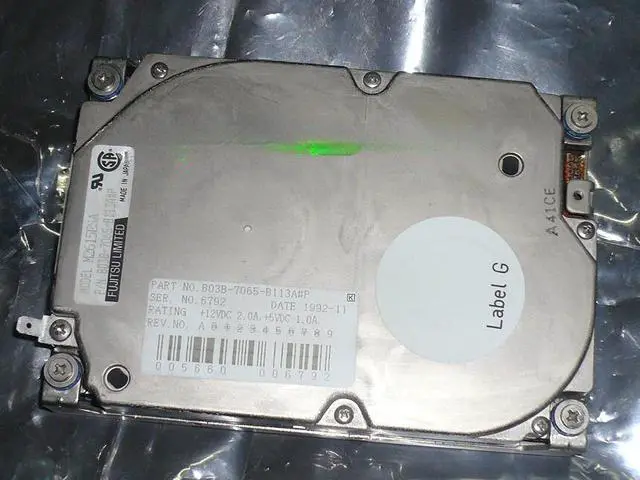 Main image of For Fujitsu 50 pin SCSI hard disk, M2615ESA 49M 50pin scsi hard disk