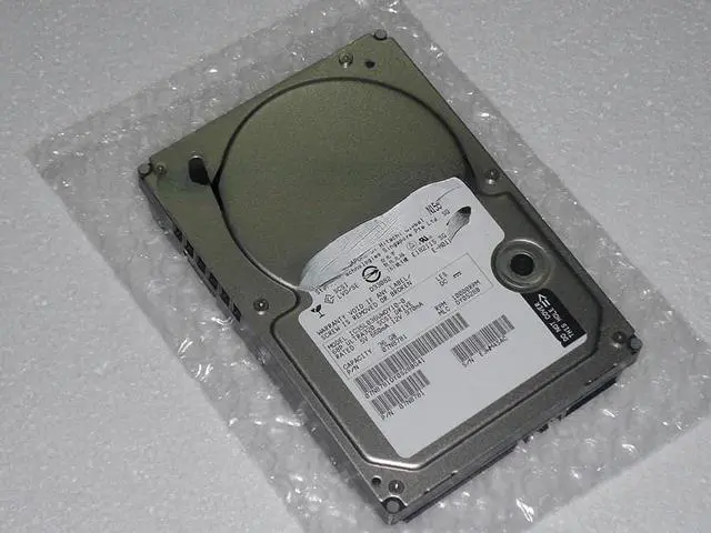 Main image of For Hitachi IBM IC35L036UWDY10-0 36G 10K 68 pin SCSI hard disk 07N8781 08K0342