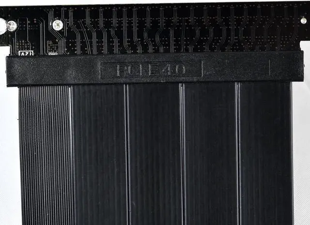 Alt view image 3 of 8 - LIAN LI Premium PCI-E 16X  4.0 Black Extender Riser Cable 200mm Black (PW-PCI-420)
