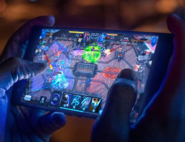 Alt view image 8 of 8 - Razer Phone - Unlocked, 120 Hz Ultra Motion Display, Dual Camera, Dual Front-Facing Speakers, Gaming Phone (5.7" Black, 64GB, 8GB RAM)