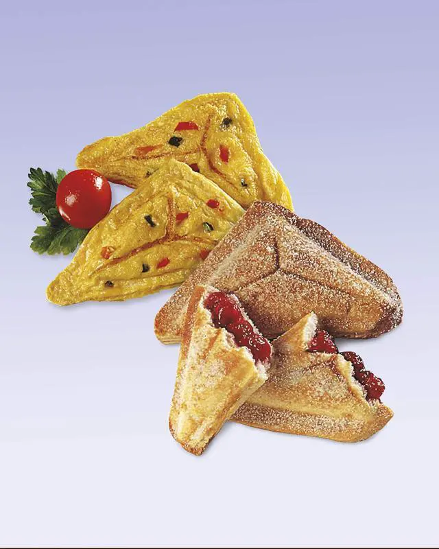 Alt view image 3 of 5 - Proctor Silex Sandwich Toaster, Omelet And Turnover Maker, White (25408Y)