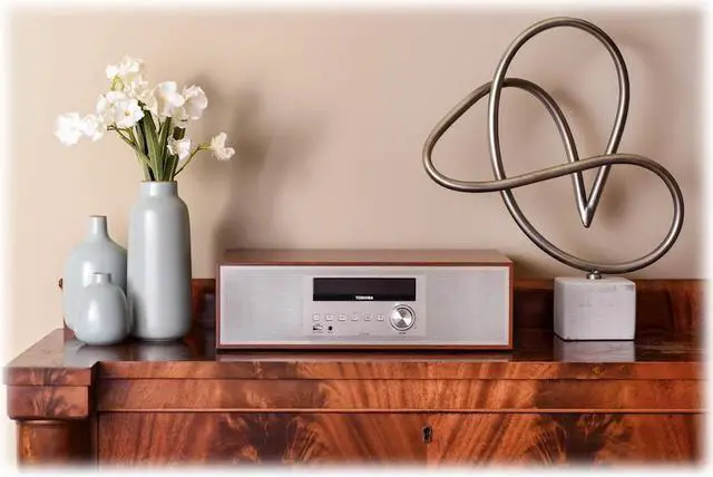 Main image of Toshiba - 30W Audio System - Silver/Brown