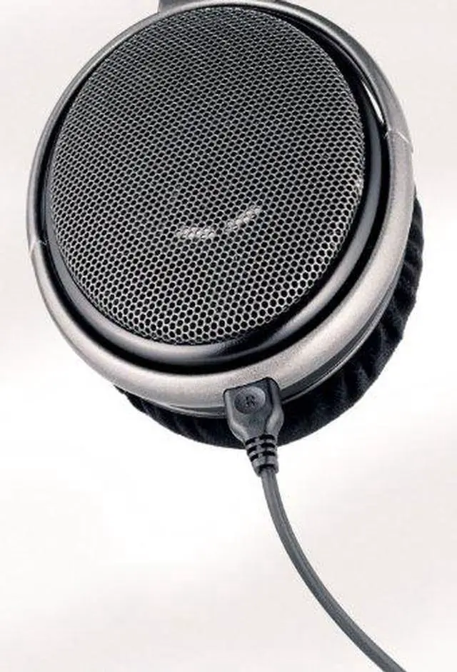 Alt view image 5 of 8 - Sennheiser HD 650 Open Back Professional Headphone