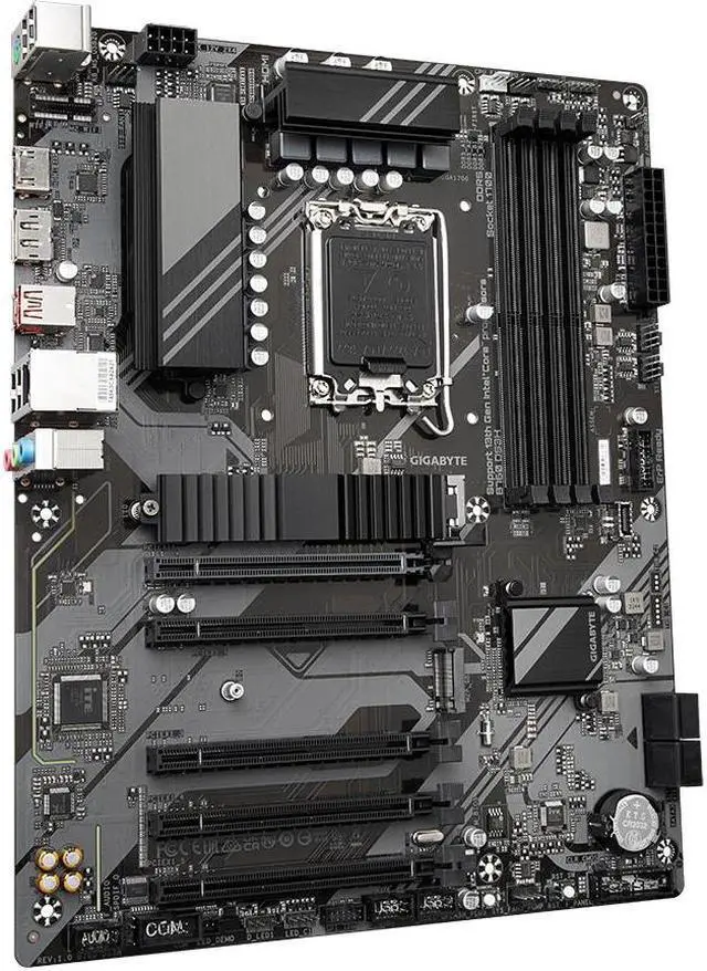 Alt view image 3 of 5 - 1700 Gigabyte B760 DS3H