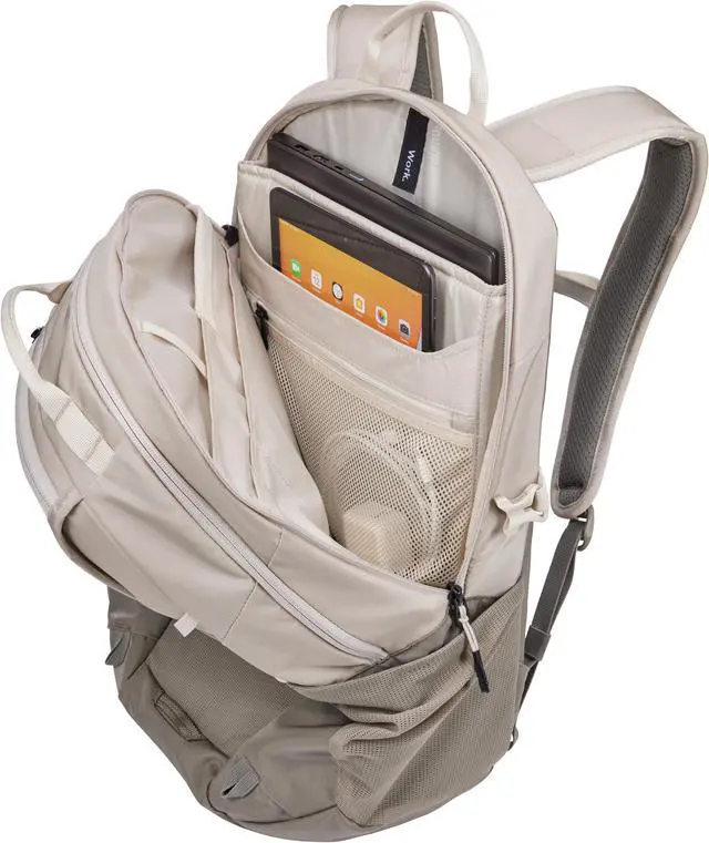 Alt view image 4 of 4 - THULE ENROUTE BACKPACK 26L -