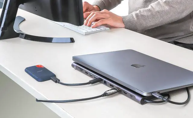 Alt view image 4 of 14 - USB-C DOCK/HUB/READER 10-PORT