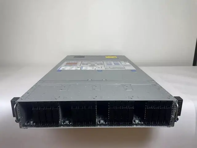 Main image of DELL C6400 SERVER 4x C6420 NODES 2x GOLD 5215 4x32GB PC4-3200AA H730P MINI +RAIL