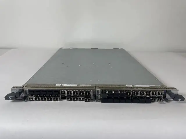 Alt view image 2 of 7 - Juniper MX-MPC2-3D MX-MPC2-3D Modular Port Concentrator