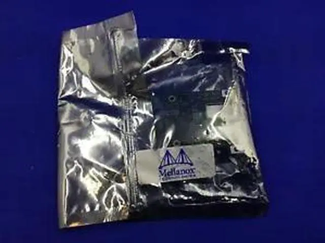 Main image of MCX653106A-ECAT MELLANOX ConnectX-6 VPI Dual-port Adapter Card HDR100/EDR/100GbE