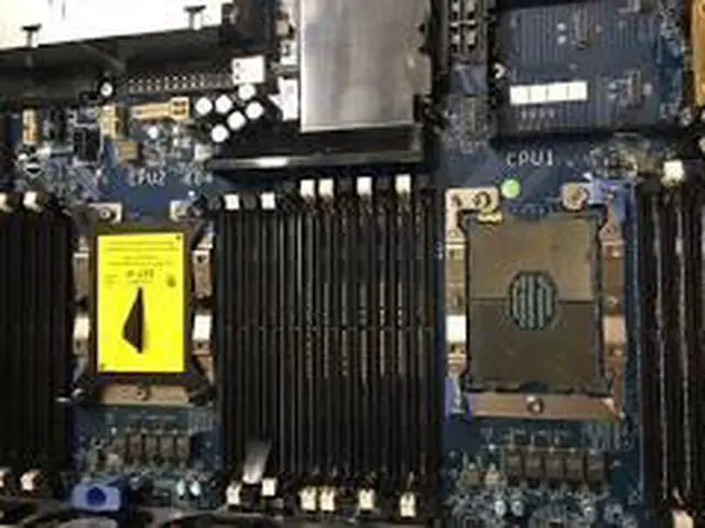 Alt view image 4 of 4 - DELL EMC R740 / R740XD Main Logic Board 7X9K0 / Warranty