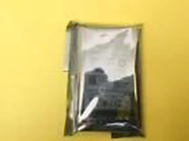 Main image of 8082N Dell 960GB PCIe 4.0 NVMe Read Intensive 2.5" U.2 SSD KCD7XRUG960G New