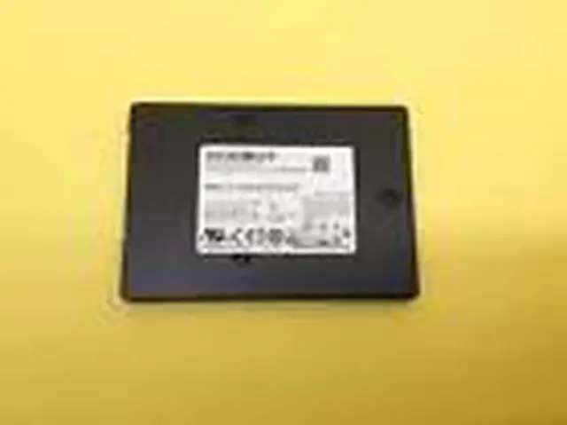 Main image of MZ-QLB7T60 Samsung PM983 7.68TB PCIe Gen3 2.5" PCI-E 3.0 x4 SSD MZQLB7T6HMLA