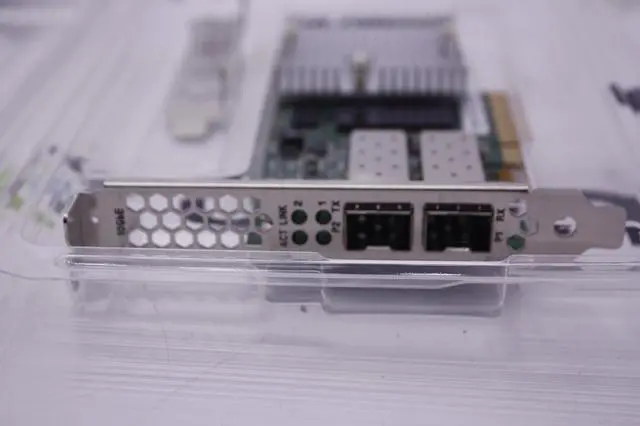 Main image of QLOGIC QLE3242-CU 10Gbs Dual SFP+ Port ne3210406-01 b