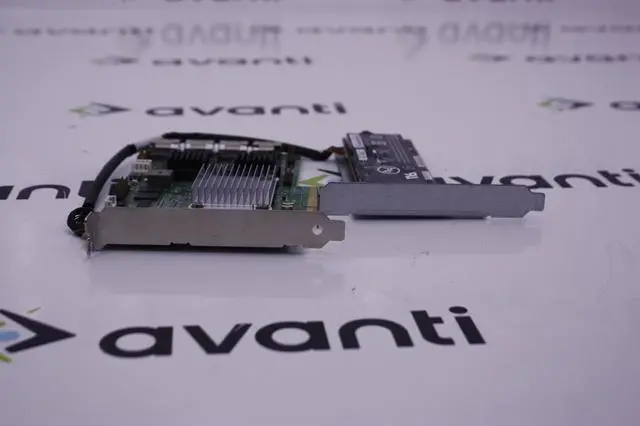 Main image of LSI LOGIC 500605B W/ MR IBBU01 (L3-25126-00D) PCI-E SAS CONTROLLER