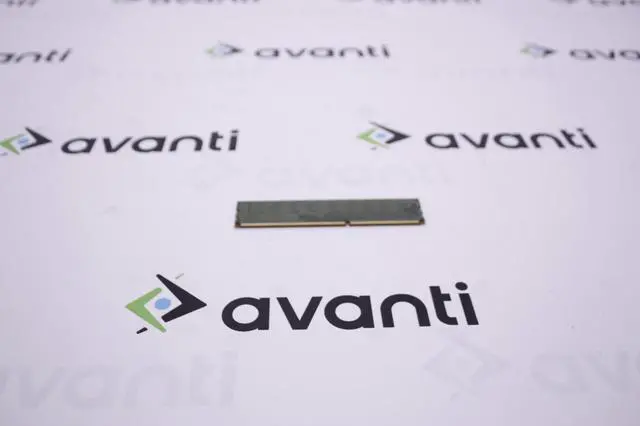 Alt view image 2 of 5 - SAMSUNG M391B5773Ch0-Ch9  Memory Module