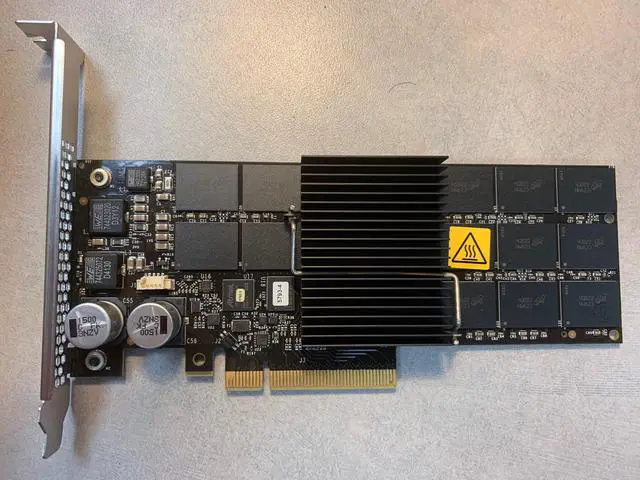 Alt view image 3 of 5 - 00JY001 LENOVO 2600GB Enterprise io3 Flash Adapter FRU 00JY003