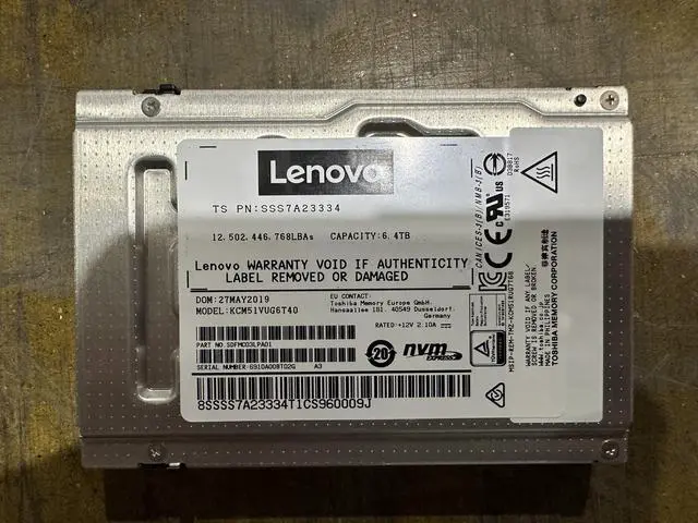 Main image of P/N: SSS7A23334, 01PE206, KCM51VUG6T40
ThinkSystem TOSHIBA U.2 KCM51V 6.4TB Mainstream NVMe PCIe 3.0 x4 Hot Swap SSD FRU