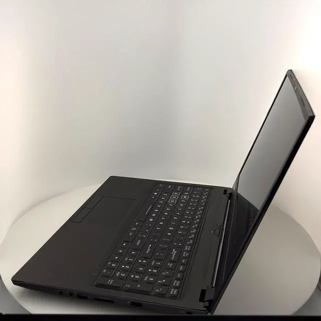 Alt view image 3 of 6 - Clevo 960RF Gaming Laptop GeForce RTX 2070 i7-9750H 32GB SSD 1TB SSD Win 11 Pro