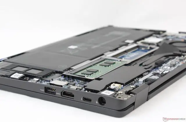 Alt view image 3 of 6 - Dell Latitude 5300 2-in-1 Touchscreen Intel Core i5-8265U 1.6GHz 8GB RAM 256GB SSD Windows 10 Pro