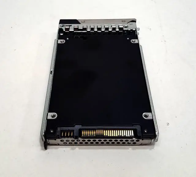 Alt view image 4 of 7 - DELL DHRVV 800GB SAS SSD 12Gbps 2.5" ENTERPRISE KPM5XMUG800G w/ CADDY