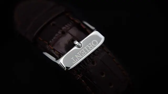 Alt view image 2 of 19 - Orient Second Generation Bambino Version II FAC00009N0 Creme Dialed Classic Watch