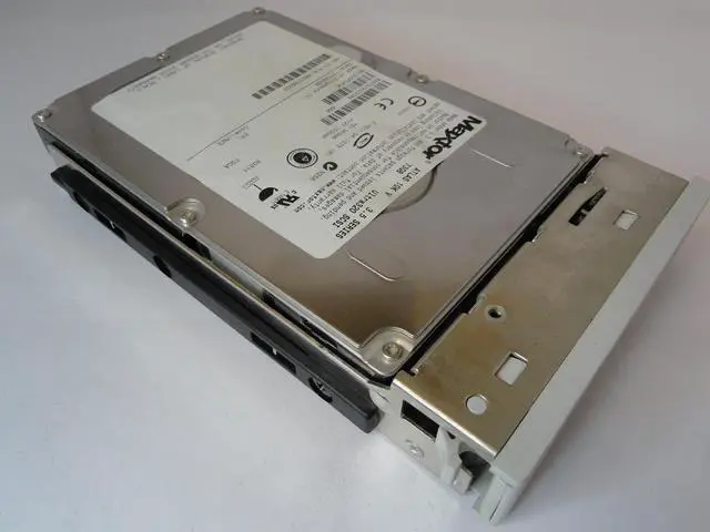 Alt view image 3 of 5 - Maxtor NEC 73GB SCSI 80 Pin 10Krpm 3.5in HDD ( 8D073J0-02258E 8D073J0 T1213 6927780000 A65278-005  Maxtor NEC )