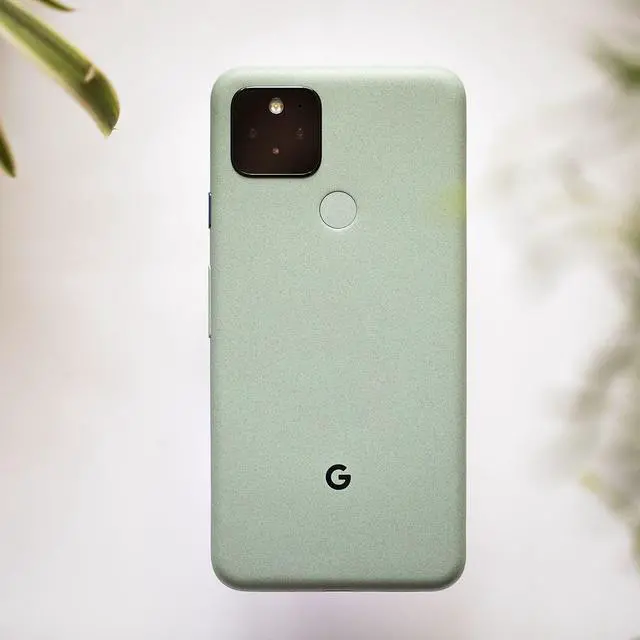 Alt view image 2 of 5 - Google Pixel 5 5G, 6" OLED Display, 128GB + 8GB RAM, 16MP Dual Camera, Qualcomm® Snapdragon™ 765G, Factory Unlocked (GSM Only | No CDMA ) International Version - Sorta Sage