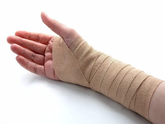 Alt view image 2 of 4 - Medca Non Woven Cohesive Wrap Self Adherent Bandages, 2-Inch x 5 Yards, (Pack of 6)