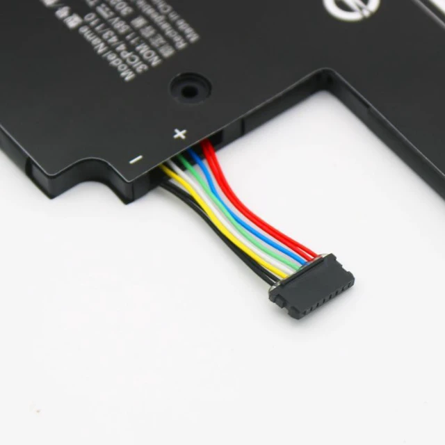 Alt view image 3 of 5 - Laptop Battery for Lenovo IdeaPad 320-13IKB 320S-13IKB Yoga 320-13IKB 720-12IKB XiaoXin Chao 7000-13 L17L3P61 11.4V 48Wh L17M3P61 L17C3P61