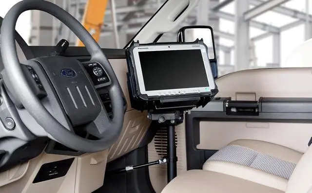 Alt view image 2 of 4 - Gamber Johnson 7170-0133 2011-Ford F-250 to F-550 Super Duty (2011-2016), Ford F-650/750 Super Duty (2011 and newer) Pedestal System Kit