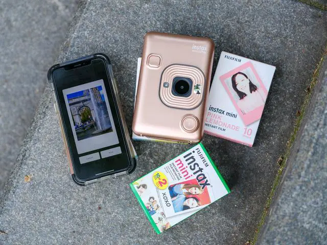 Alt view image 14 of 20 - FUJI FILM USA 16631813 Instax Hybrid Mini LiPlay Blk