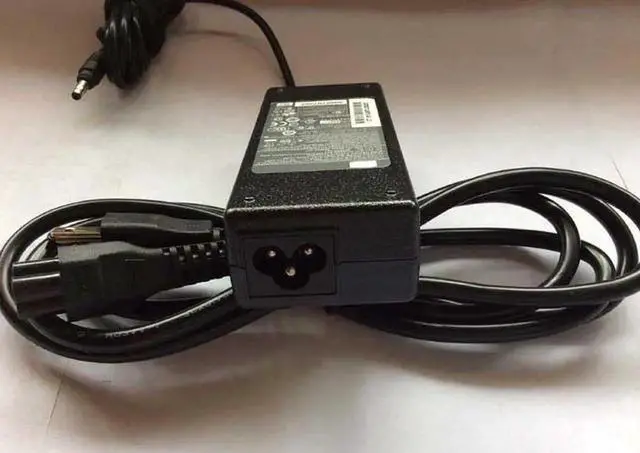 Alt view image 5 of 6 - Aomoproing Charger AC Adapter Power Supply 90W 19V 4.74A for 394224-001 HP Compaq