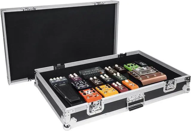 Main image of Sound Town Pedalboard ATA Road Case, 32.7” x 19” (STRC-PD2)