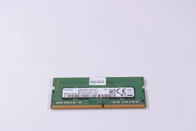 Alt view image 2 of 4 - Samsung Orignal DDR3 8G laptop Memory