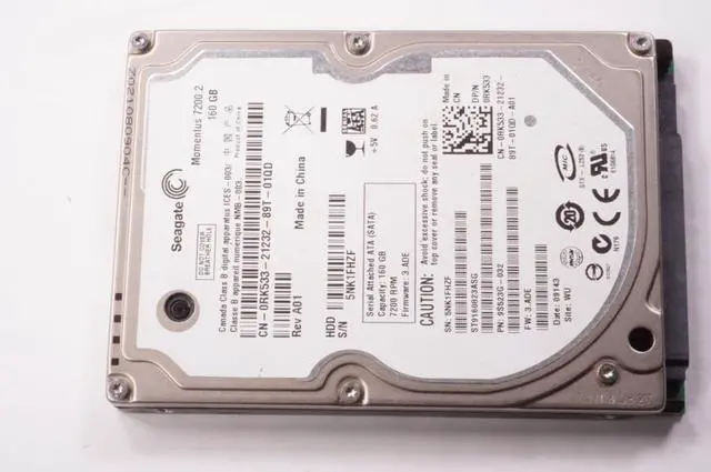 Main image of HTS723216L9SA60 Hitachi 160GB Sata Hard Drive Unit THINKPAD T400