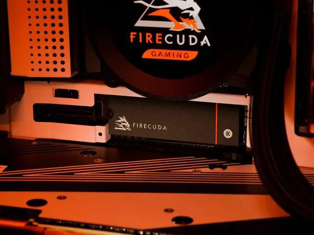 Alt view image 6 of 6 - Seagate - FireCuda 530 4TB Internal SSD PCIe Gen 4 x4 NVMe with Heatsink for PS5