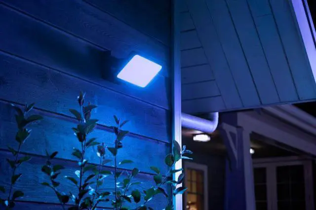 Alt view image 3 of 6 - PHILIPS - HUE WHITE AND COLOR AMBIANCE DISCOVER OUTDOOR FLOODLIGHT - BLACK