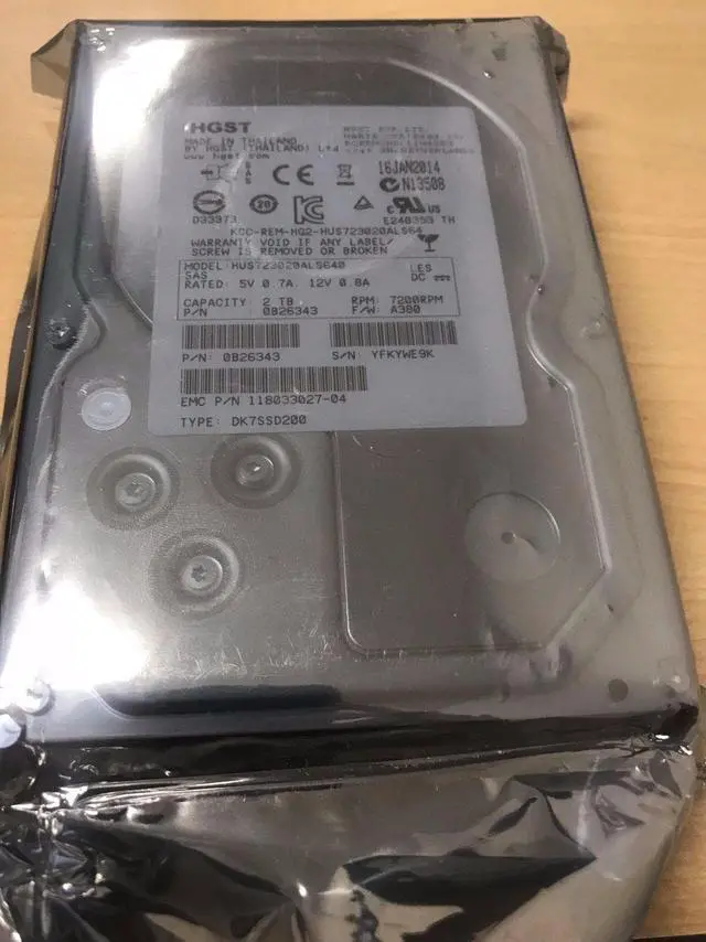 Main image of Hitachi 2TB 7.2K 6G 3.5" SAS Hard Drive 0B26312 HUS723020ALS640 server