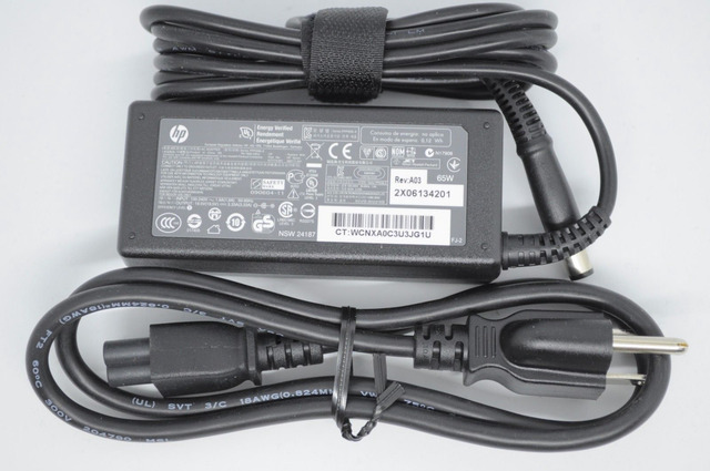 thumbnail image 2 of Genuine HP 65W Laptop AC Power Adapter - 19.5V 3.33A (677774-002, 693711) 2 of 4
