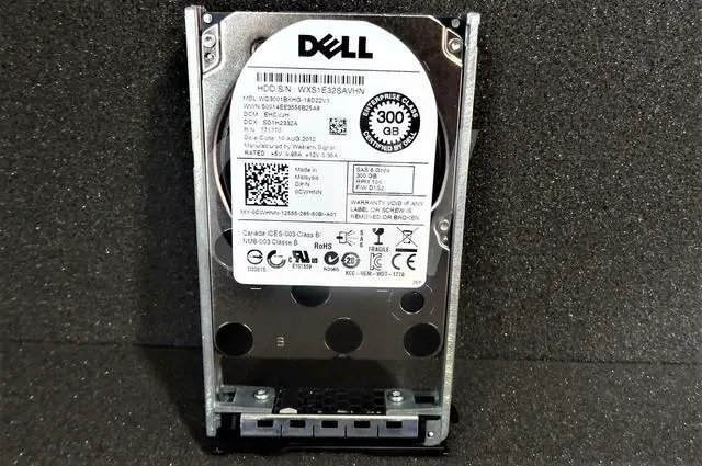 Main image of Dell CWHNN 0CWHNN 300GB 10K 6G 2.5" SAS Hard Drive WD3001BKHG-18D22V1